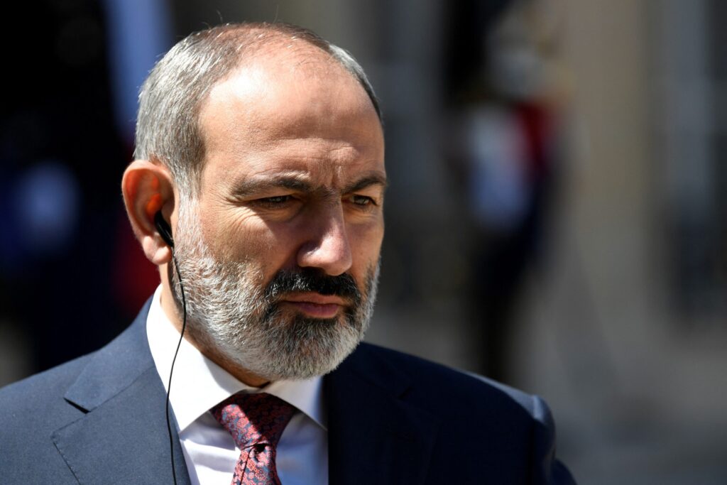 Primeiro-ministro armênio vence eleições após guinada em direção ao Ocidente