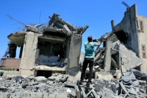 Israel afirma ter atacado 150 posições do Hezbollah no Líbano em 48 horas