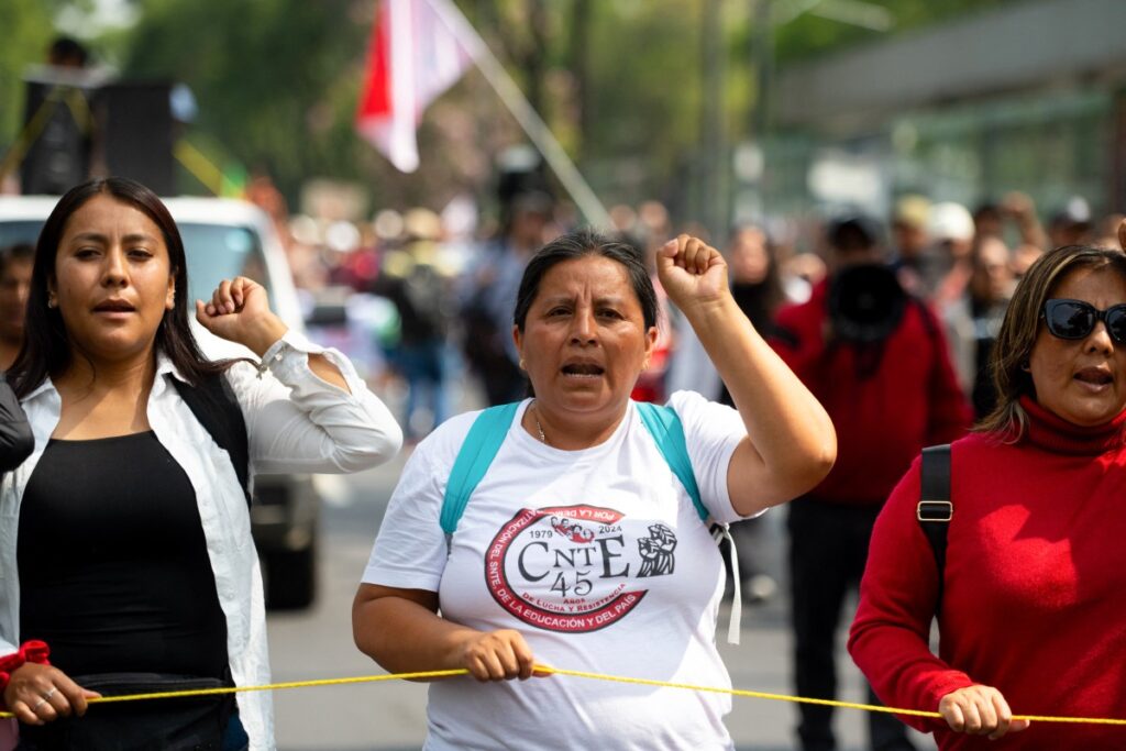 Professores em greve no México pedem que Sheinbaum lidere negociações