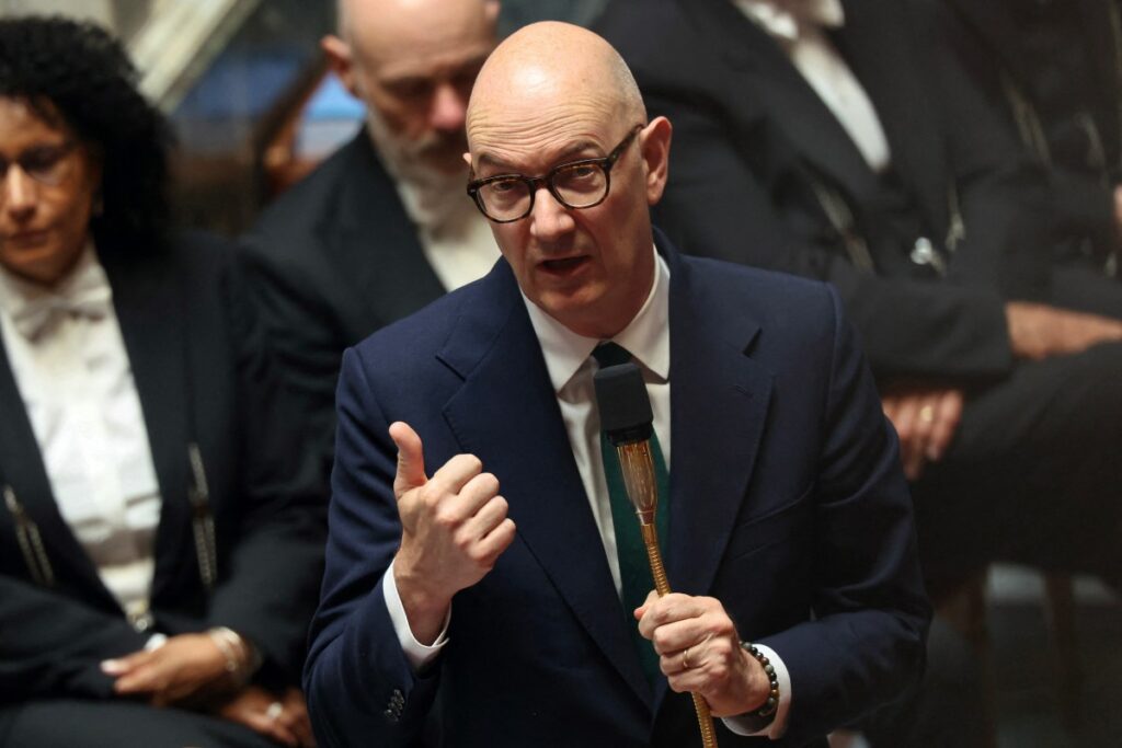 França: ministro alerta para riscos de baixa do PIB e cita possível ajuste de previsões