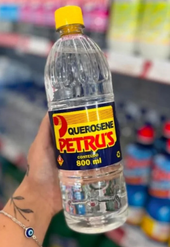 Anvisa determina recolhimento de todos os lotes do Querosene Petrus em todo o país