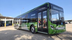 Ônibus elétricos começam a circular no Distrito Federal