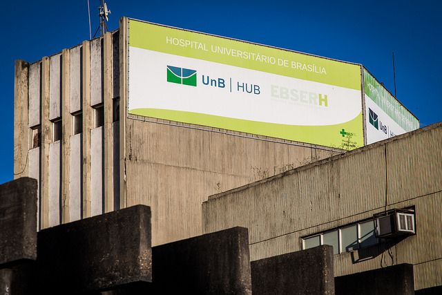 Hospital universitário de Brasília tem estragos com forte chuva