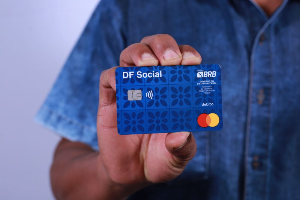 DF Social: Novos beneficiários têm prazo para abrir conta no BRB