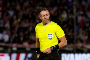 Raphael Claus vai apitar Espanha x Arábia Saudita