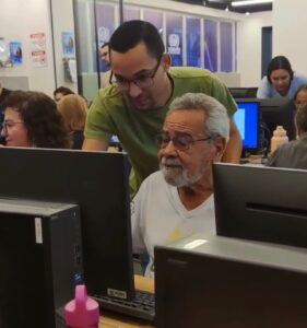 UnB desenvolve ferramenta digital para idosos acessarem saúde online