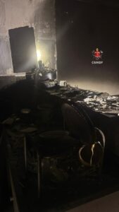 Incêndio em apartamento mobiliza bombeiros e deixa morador intoxicado no Guará