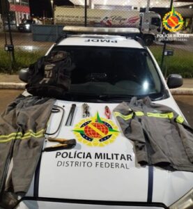PMDF prende dupla suspeita de furtar cabos de estação de telecomunicações em Taguatinga