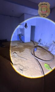 PCDF descobre túnel clandestino usado para furtar combustível de oleoduto da Petrobras