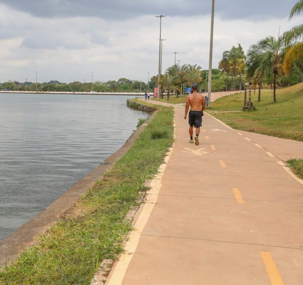 Piquenique à Beira do Lago integra aniversário de Brazlândia