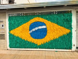 Gama resgata tradição das ruas decoradas na Copa do Mundo