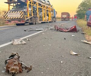 Cantor de 37 anos morre em grave acidente em rodovia do Piauí