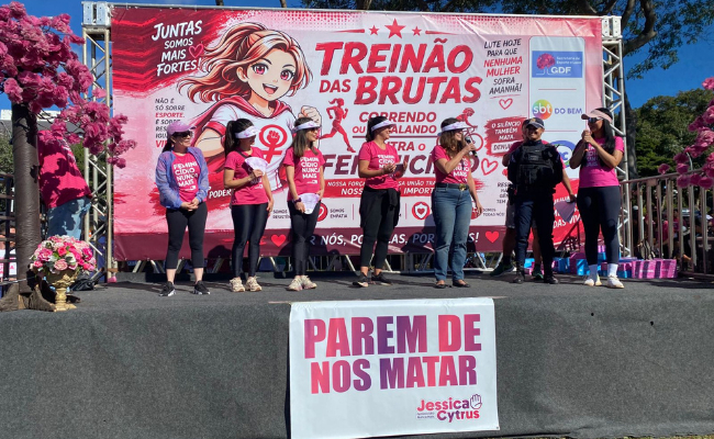 MPDFT participa de ato contra o feminicídio no Eixão do Lazer