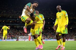 África do Sul vence e se classifica pela primeira vez ao mata-mata