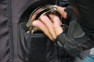 Polícia prende suspeito de tiroteio na estação São Bento, no centro de SP