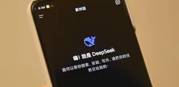 EUA adiam inclusão de chinesa DeepSeek em lista de restrição comercial
