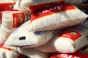 Campanha Solidariedade Salva doa alimentos a instituições do DF