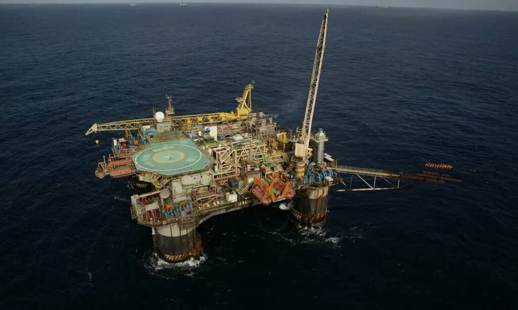 Ineep: produção de petróleo na bacia de Campos cresce, mas ainda é a terceira menor em 25 anos