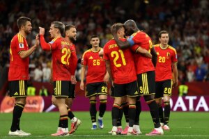 Bélgica goleia Nova Zelândia e garante vaga para o mata-mata da Copa