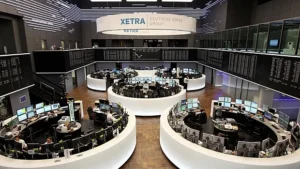 Bolsas da Europa fecham em queda sob pressão tech e de olho em avanços EUA-Irã