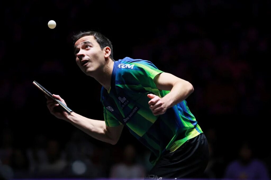 Hugo Calderano vai à semifinal do WTT na Eslovênia