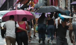 Chuvas fortes atingem Norte e faixa litorânea enquanto ar seco predomina no Centro-Oeste