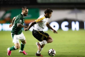 Goiás desperdiça chances no início e é goleado pelo Novorizontino