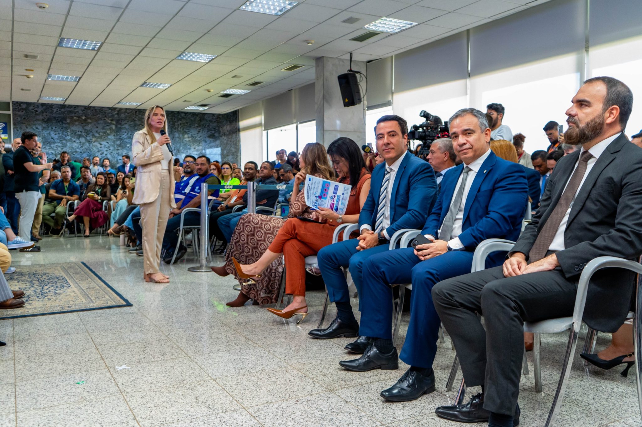 DPDF acompanha lançamento de medidas de ampliação do sistema de saúde do DF