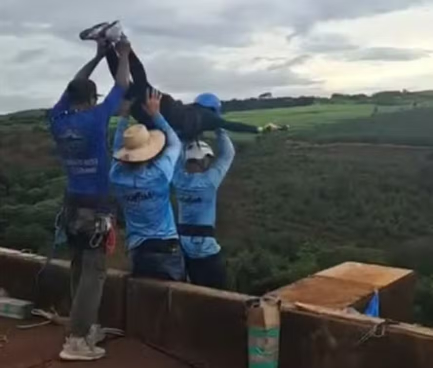 Rope jump: responsáveis pelo salto não sabem explicar por que jovem foi lançada sem cordas