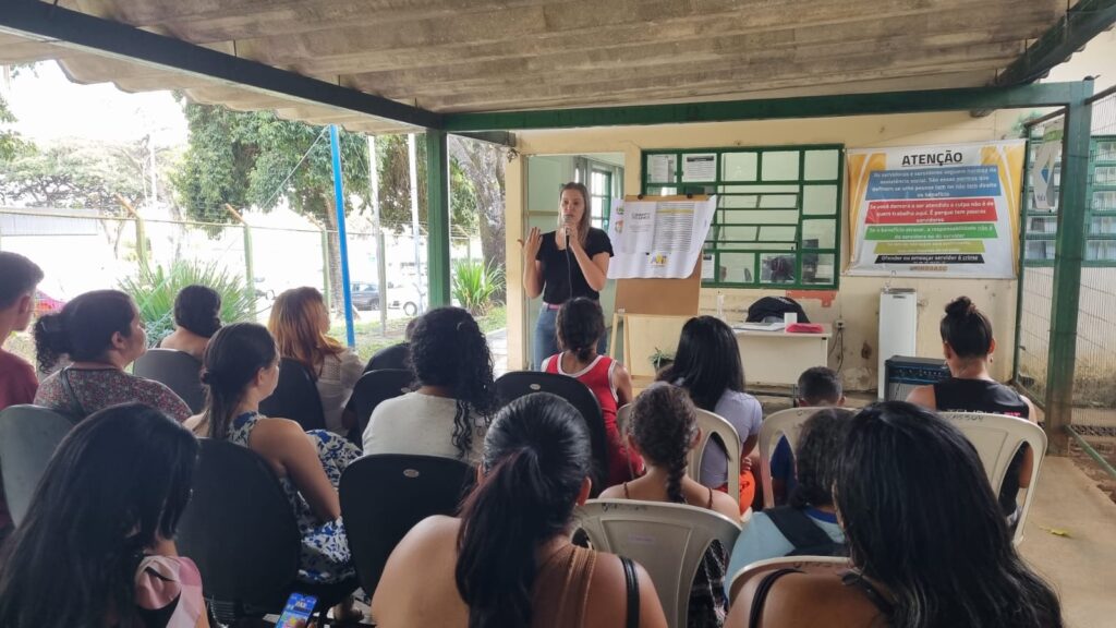 Cras Sobradinho orienta famílias para evitar bloqueio no Bolsa Família