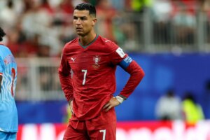 Martínez, de Portugal, defende Cristiano Ronaldo após estreia ruim