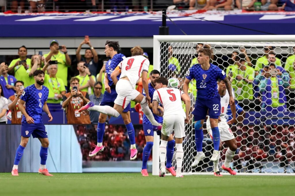 Harry Kane amplia para Inglaterra contra Croácia na Copa; siga