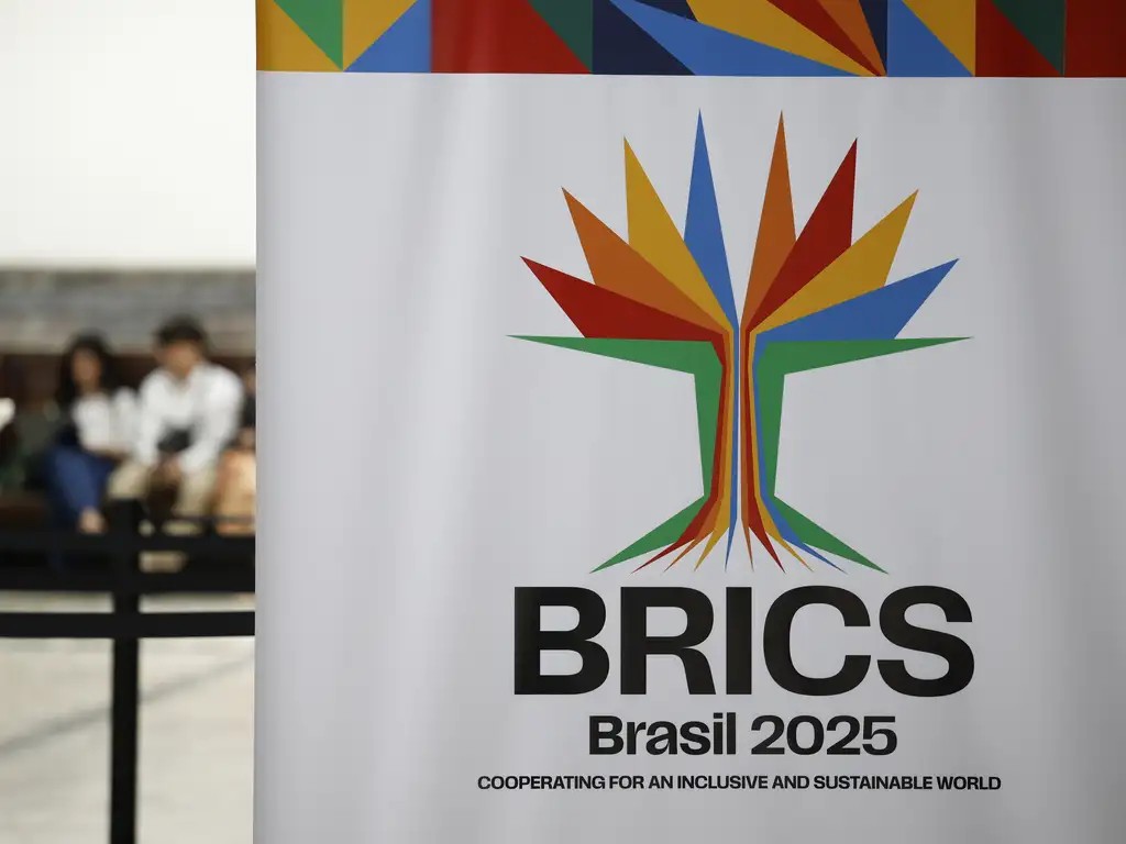 MinC busca apoio do BRICS para infraestrutura cultural