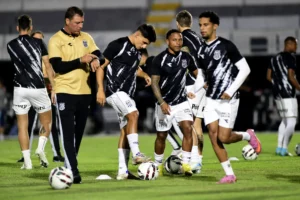 Presa fácil? Atlético pega pior visitante da Série B, a Ponte Preta