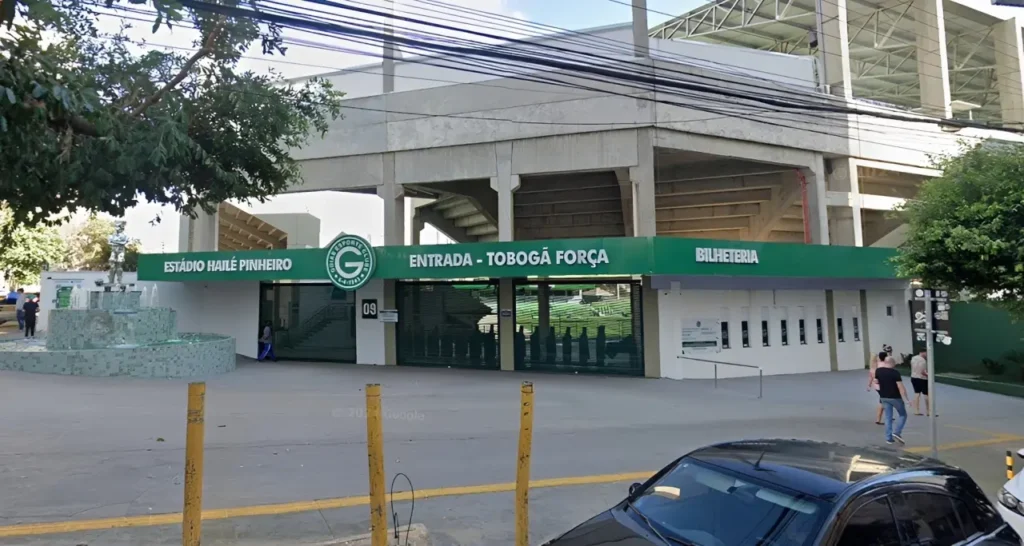 O que esperar da reunião no Goiás em dia de protestos da torcida?