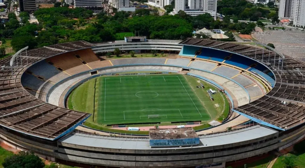 estádio serra dourada