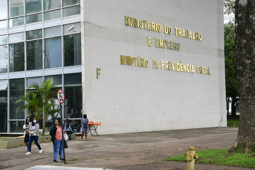 Ministério acusa de desobediência servidor que contrariou ministro sobre lista do trabalho escravo