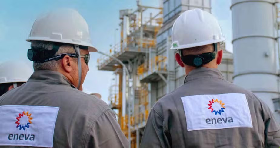 Usina Azulão entra em teste e reforça energia no Norte