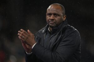 Ex-jogador Vieira aposta em Olise como futuro melhor jogador do mundo