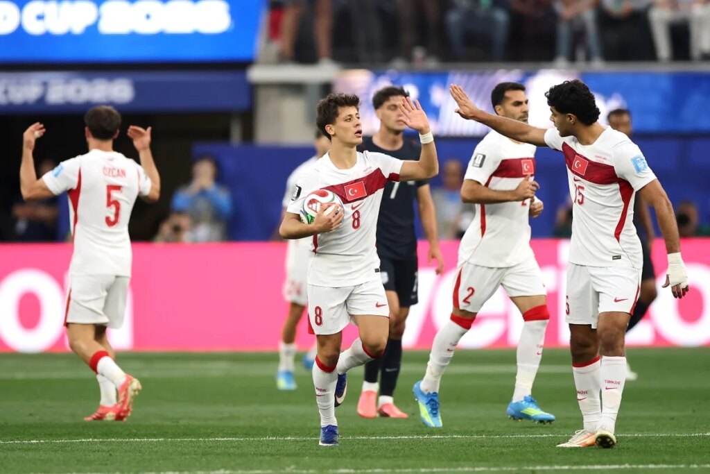 Turquia se despede da Copa do Mundo com vitória contra Estados Unidos