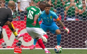 México marca o primeiro gol da Copa do Mundo aos 8 minutos de jogo - destaque galeria
