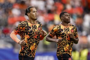 Holanda e Suécia se enfrentam pela 2ª rodada da Copa do Mundo; siga