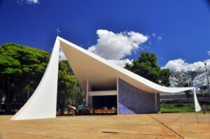 Igrejinha de Brasília celebra 65 anos no dia dedicado aos apóstolos Pedro e Paulo