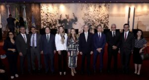 TJDFT é homenageado com medalha da PGDF no Memorial JK
