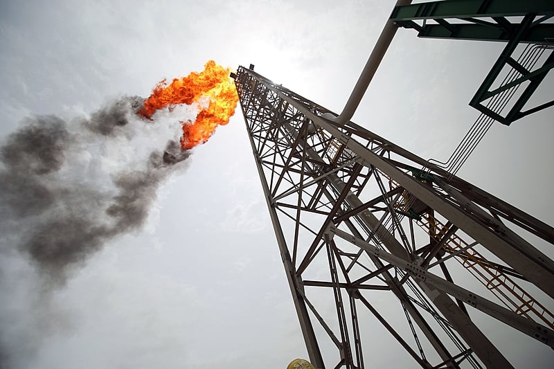 Reservas estratégicas de petróleo dos EUA atingem seu menor nível desde 1983
