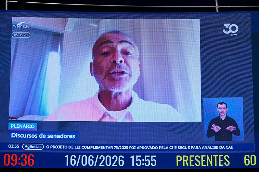 Romário pede que Copa feminina de 2027 evite erros de 2014