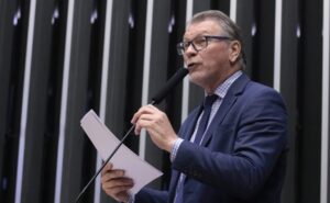 Motta deve manter relator em projeto de dívida rural