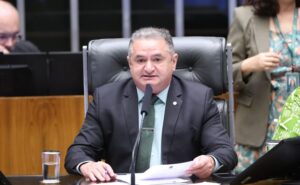Homenagem às lideranças da Tradição Iorubá. Dep. Prof. Reginaldo Veras (PV - DF)