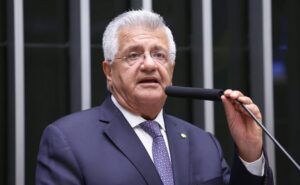 Discussão e votação de propostas legislativas. Dep. Bacelar (PV - BA)