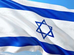 Israel ordena ataques em Beirute (Líbano) após ofensiva do Hezbollah em território israelense